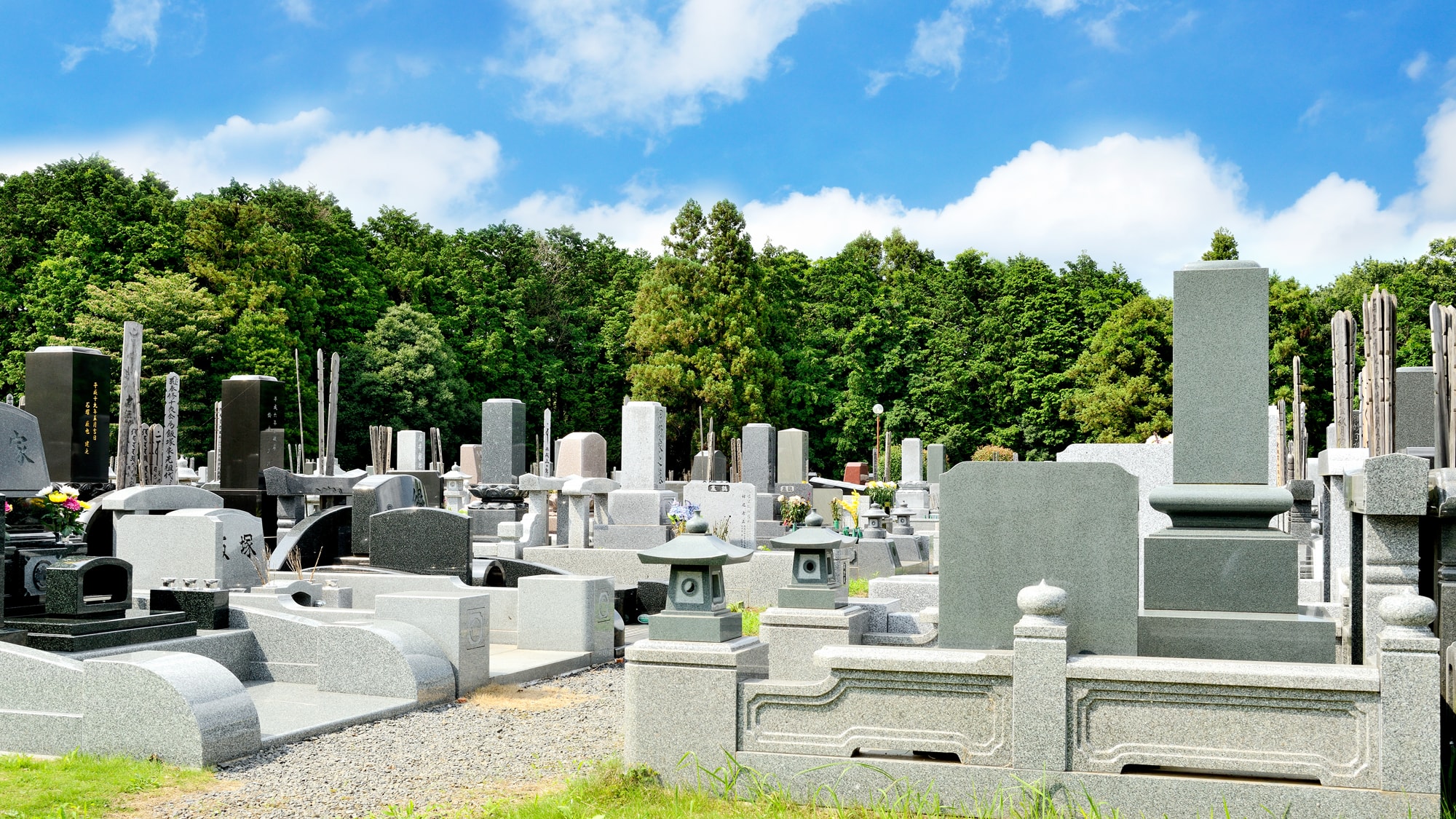 高栖石材工業は地域に根付いた石材店です。